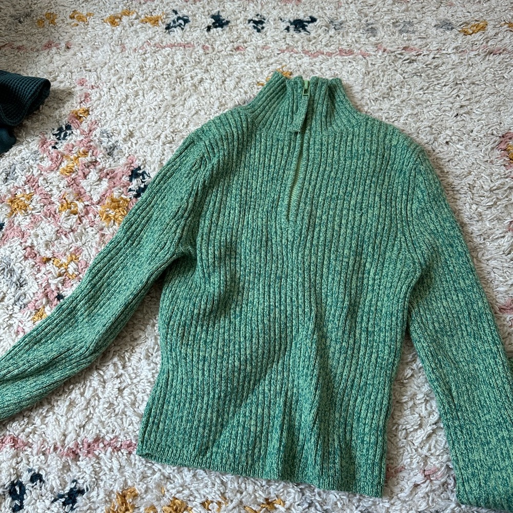 American eagle sweater